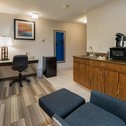 Hotel Country Inn & Suites by Radisson, South Haven, MI