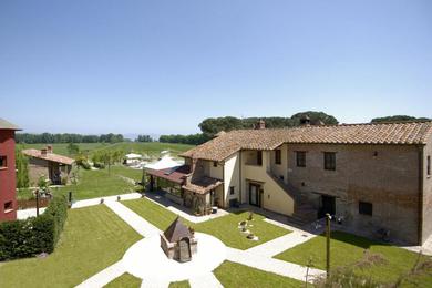 Guest house Country House Podere Lacaioli