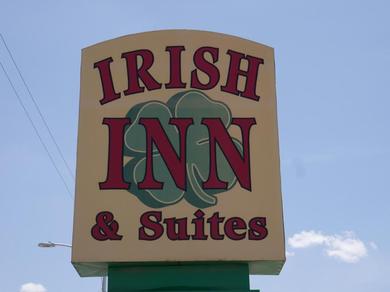 Motel Irish Inn and Suites
