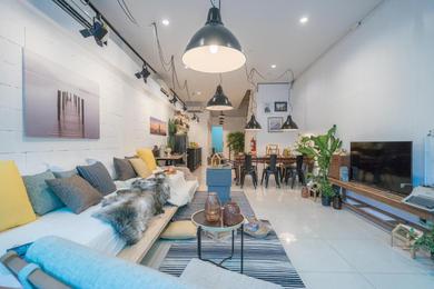 Holiday home 3Bedrooms White Design in heart of Nimman