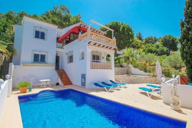 Villa Alma - holiday home with private swimming pool in Benitachell