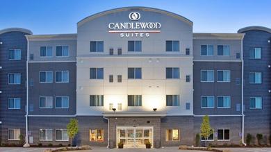 Hotel Candlewood Suites Kearney, an IHG Hotel