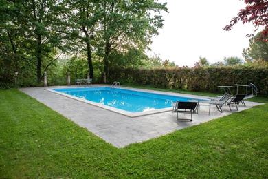 Villa 4 bedrooms villa with private pool and furnished garden at Alvignano