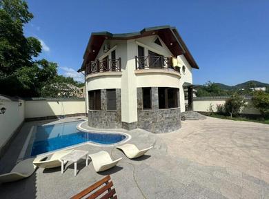 Deluxe Villa