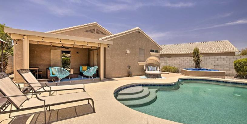 Holiday home Chic Goodyear Desert Beach House with Hot Tub