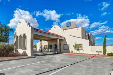 Hotel Motel 6-Benson, AZ