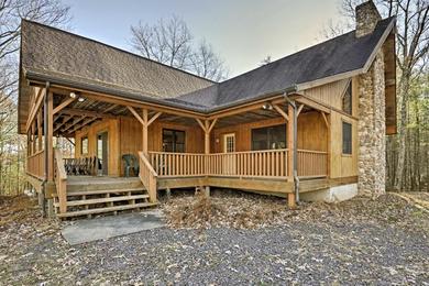 Holiday home Rustic Benton Home on 50 Acres with Deck and Views!