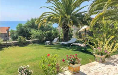 Holiday home Beautiful home in Brancaleone with WiFi and 5 Bedrooms