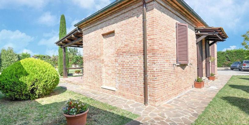 Дом отдыха Modern Holiday Home in Montepulciano with Pool