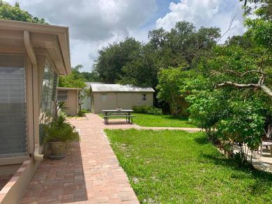 Warm Mineral Springs Cozy Waterfront Apartment