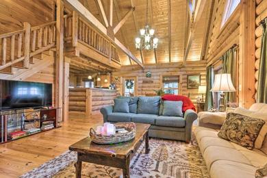 Holiday home Superb Linville Mountain Cabin with Wraparound Decks