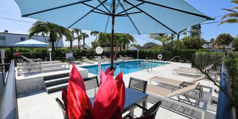 Motel Tropic Isle Beach Resort