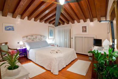 Гостевой дом Mini Suite Deluxe Isola di Mezzo