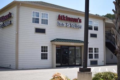 Мотель Atkinson Inn & Suites