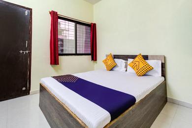 Hotel SPOT ON 67463 Shiv Residency