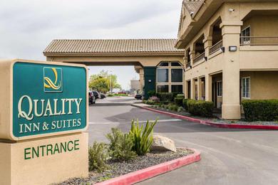 Hotel Quality Inn & Suites Lathrop