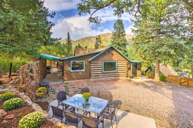 Holiday home Charming Cascade Cabin about 1 Mi To Pikes Peak!