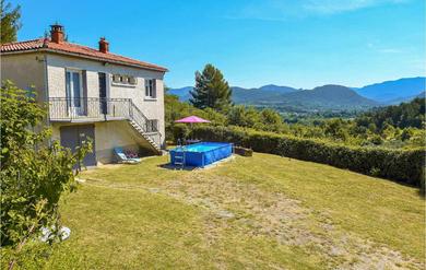 Holiday home Amazing home in Entrechaux with 2 Bedrooms, Private swimming pool and Outdoor swimming pool