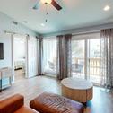 Апартаменты AH-E217 Remodeled Second Floor Condo, Across From The Shared Pool & Hot Tub