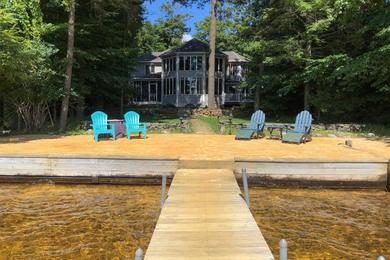 Holiday home Luxury Escape on Lake Towamensing with Game Room!