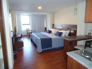 Отель Puerto Amarras Hotel & Suites