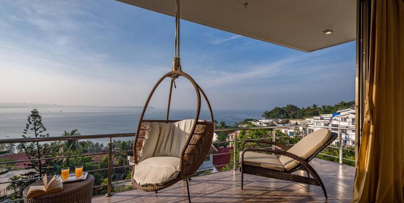 Вилла SaffronStays De La Mer, Nerul Goa - sea-facing pool villa near Coco Beach