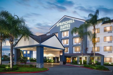 Отель SpringHill Suites Pasadena Arcadia