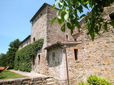 Castiglioncello del Trinoro Villa Sleeps 10 with Pool and WiFi