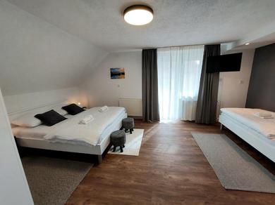 Apartments Apartments & rooms Velebit