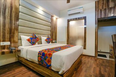 Hotel FabExpress Kapashera Residency