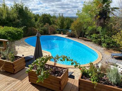 Holiday home Maison de 2 chambres avec piscine privee jardin amenage et wifi a Bruniquel