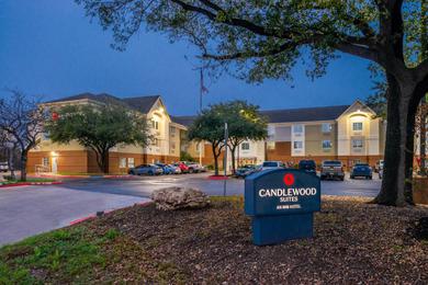 Отель Candlewood Suites Austin-Round Rock, an IHG Hotel