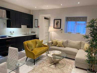 Apartments Elegant 2 Bed Flat in Chiswick