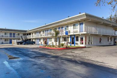Отель Motel 6 Hayward, CA- East Bay