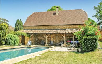 Beautiful Home In Valojoulx With 2 Bedrooms, Private Swimming Pool And Outdoor Swimming Pool