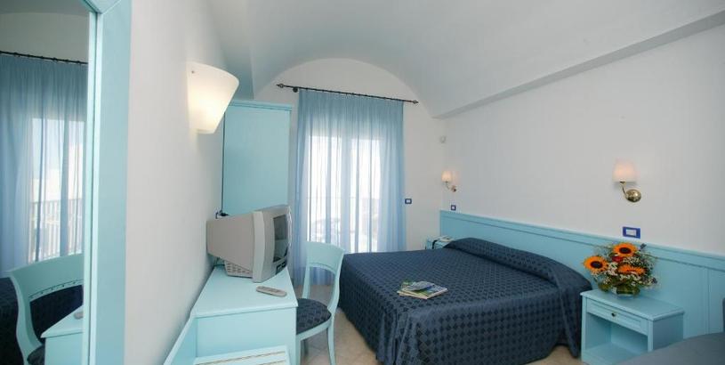 Отель Hotel Elisa - Spiaggia Privata Inclusa