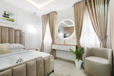 Апартаменты Tastefully furnished 2 bedroom in ikeja GRA