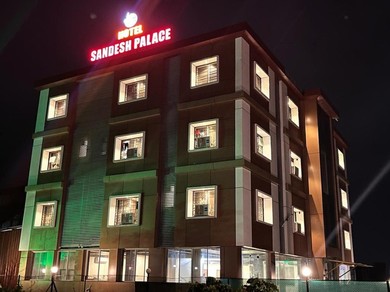 Hotel Hotel Sandesh Palace Opp Voila Beacon