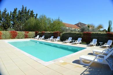 Apartments Appartement de 2 chambres avec piscine partagee jardin clos et wifi a Monteux